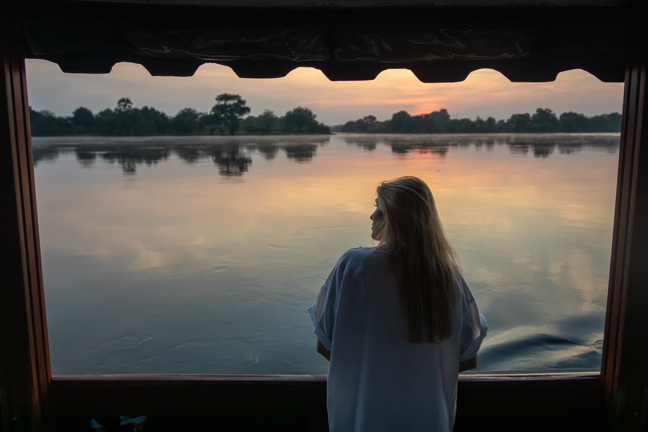 Sunrise River Cruise - Image 3