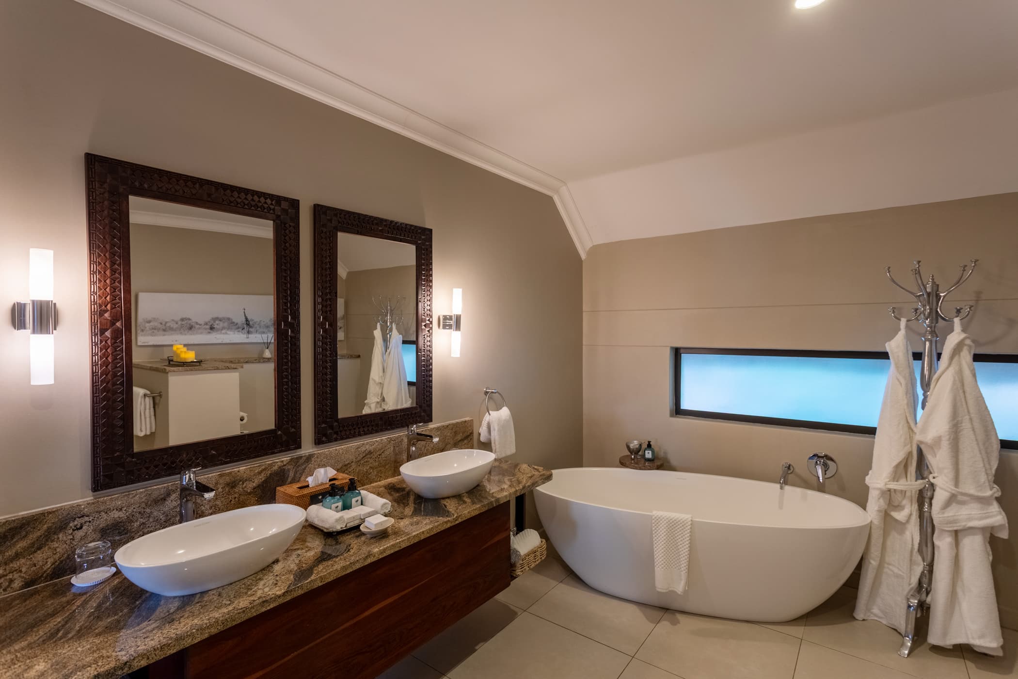 Strathearn Suite - Image 10