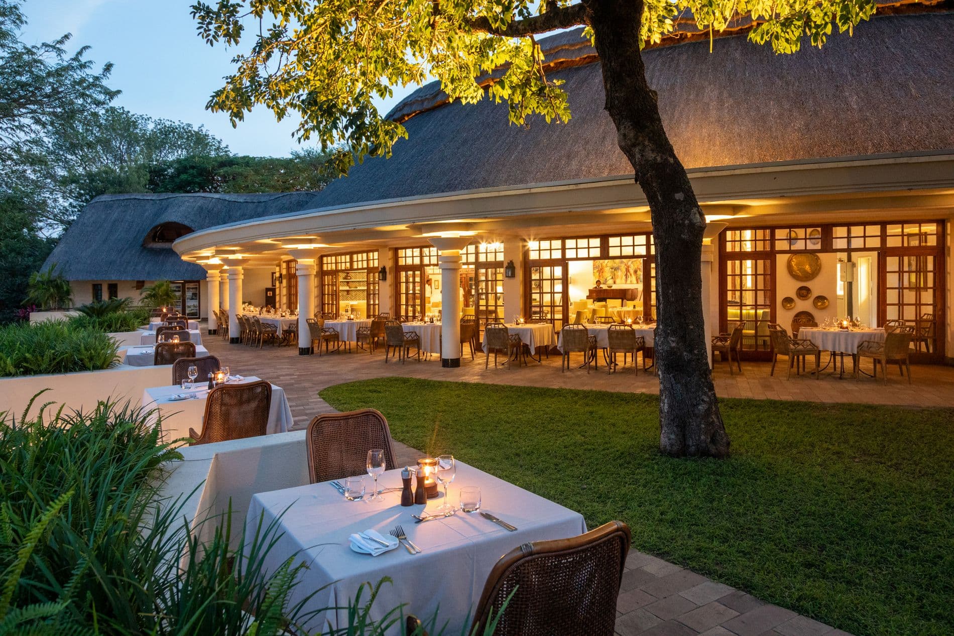 Ilala-Lodge-Dining-3-Dinner-05