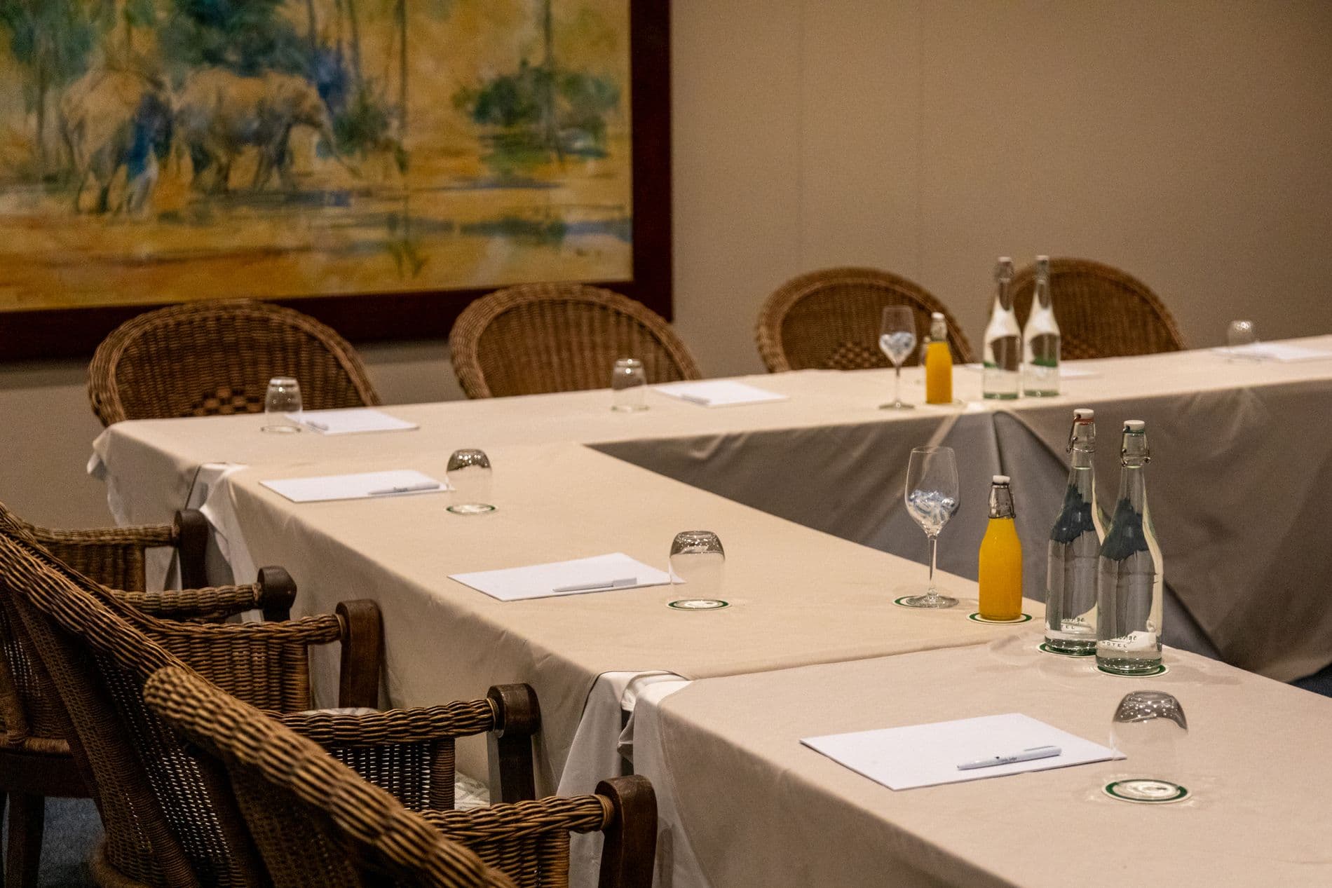 Ilala-Lodge-Facilities-Conference-Room-04
